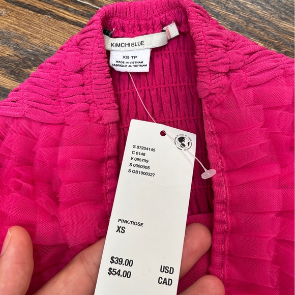 NWT Urban Outfitters pink ruffled cropped tube top - Picture 3 of 8